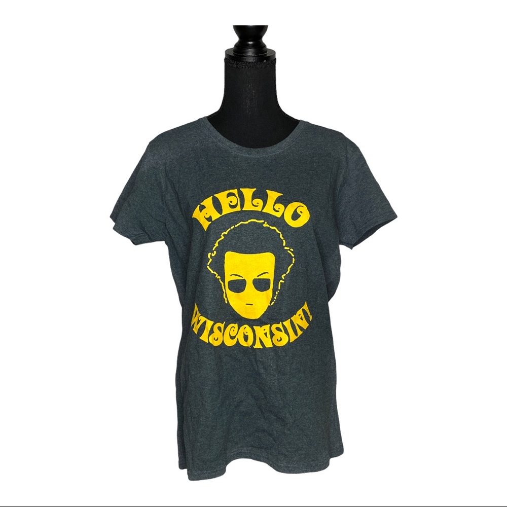 That 70’s Show Hello Wisconsin T-shirt Size Large 💚 SALE!! - Picture 1 of 4